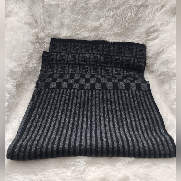Fendi Wool Scarf - Picture 3 of 3